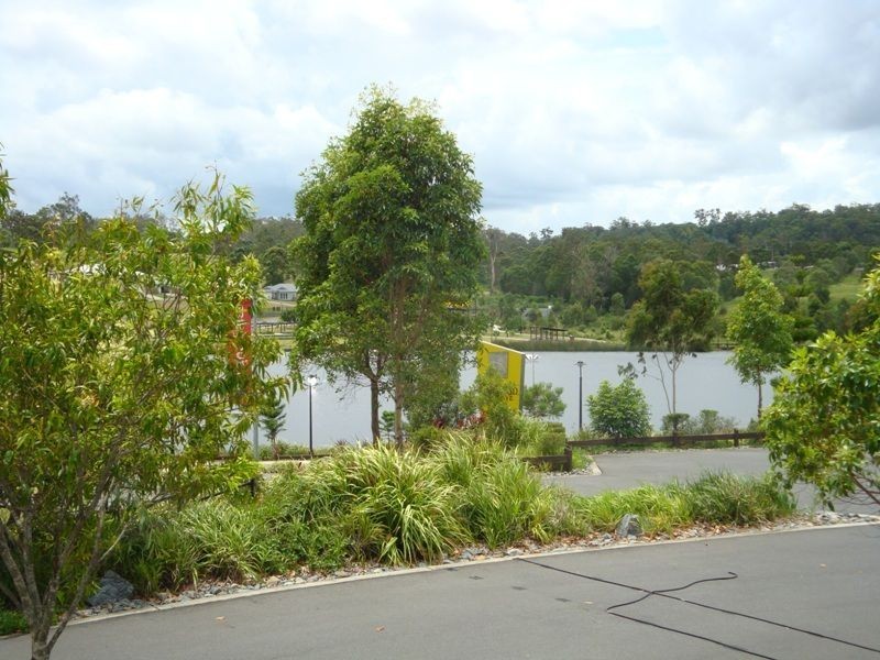 40 Rose Valley Way, Upper Coomera QLD 4209