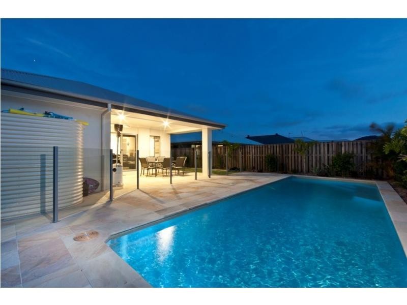 18 Plantation Crescent, Riverstone Crossing, Upper Coomera QLD 4209
