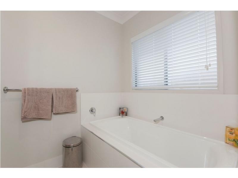 18 Plantation Crescent, Riverstone Crossing, Upper Coomera QLD 4209