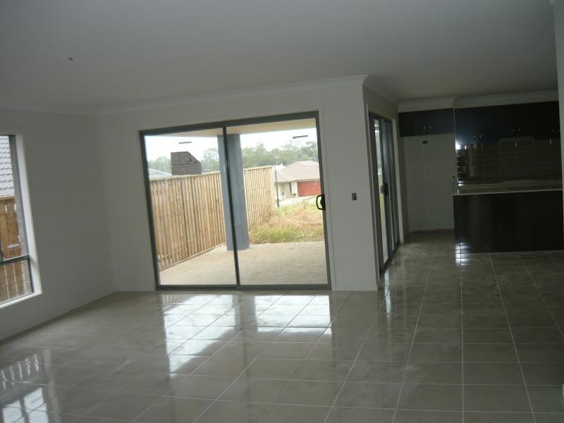 28 Ellenborough Avenue, Ormeau Ridge, Ormeau Hills QLD 4208