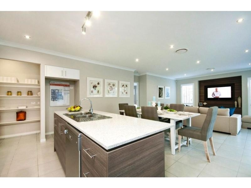 Augustine Heights QLD 4300