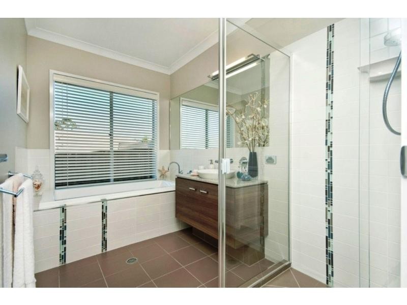 Augustine Heights QLD 4300