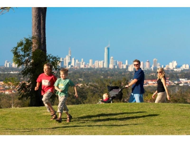 91 Observatory Drive, Reedy Creek QLD 4227