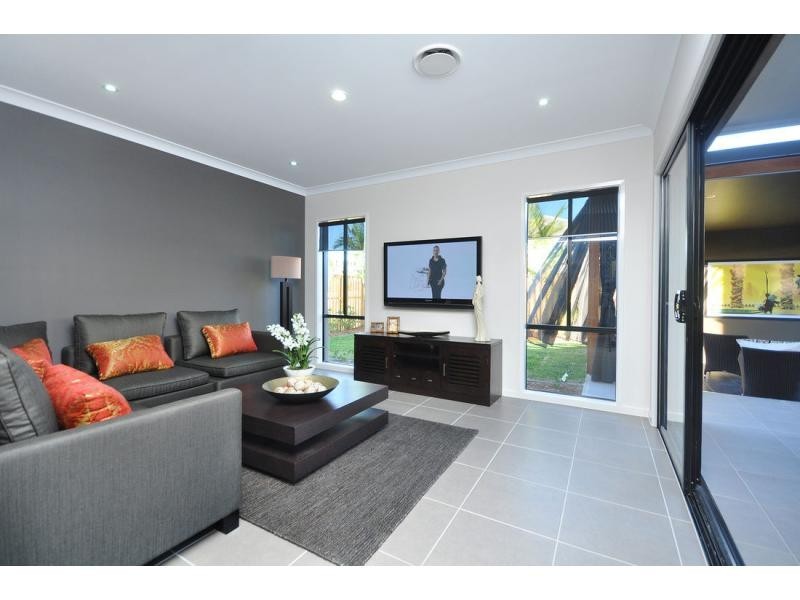 North Lakes QLD 4509