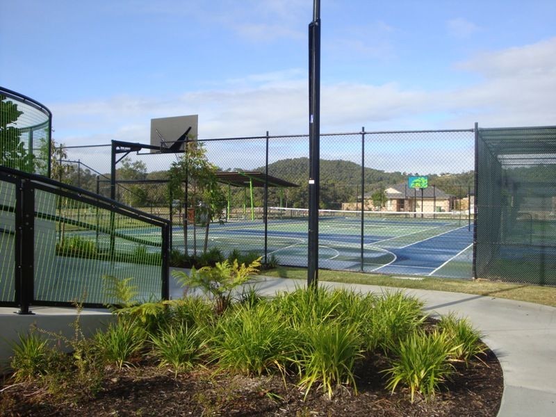 Ormeau Hills QLD 4208