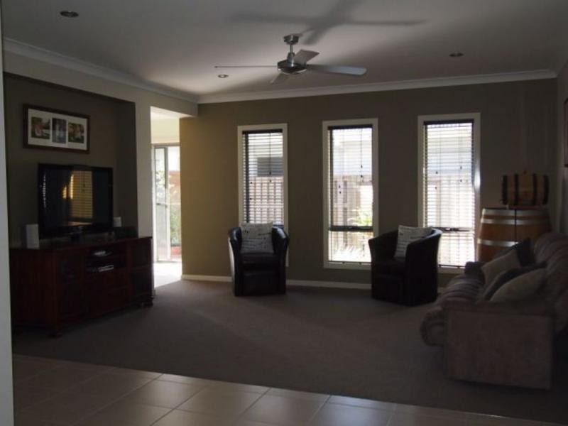 23 Drafters Crescent, Upper Coomera QLD 4209