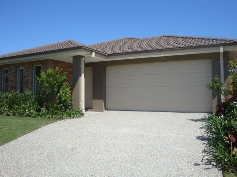 25 Ellenborough Avenue, Ormeau QLD 4208