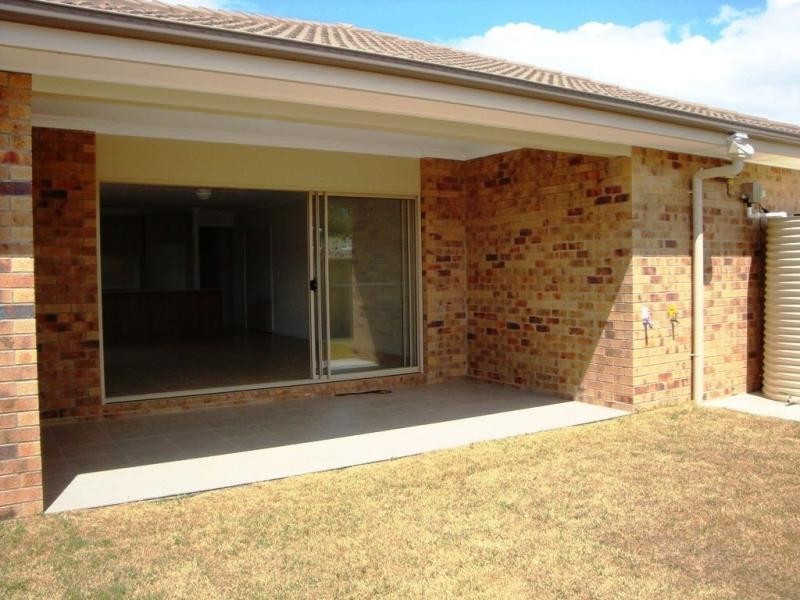 25 Ellenborough Avenue, Ormeau QLD 4208