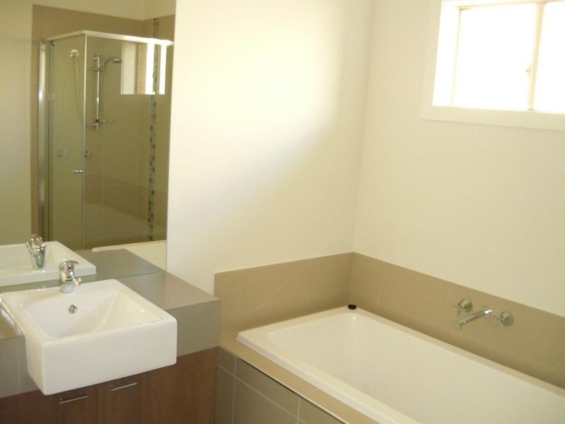 25 Ellenborough Avenue, Ormeau Ridge, Ormeau Hills QLD 4208