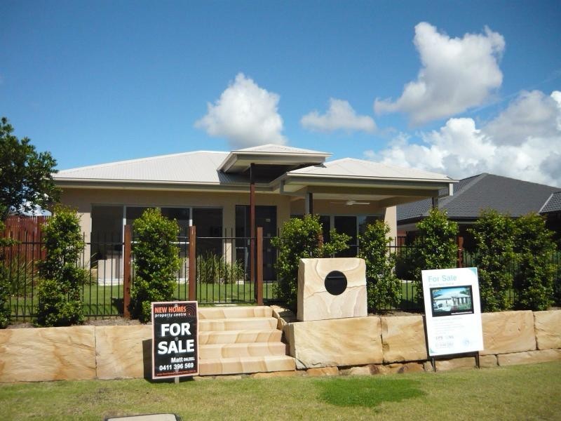 21 Bunderoo Circuit, Gainsborough Greens, Pimpama QLD 4209