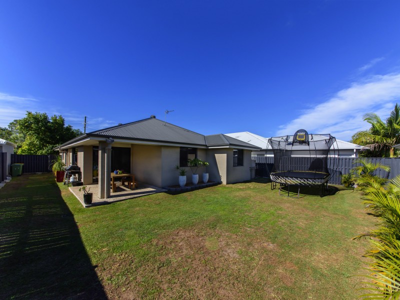 14 Plantation Cres, Maudsland QLD 4210