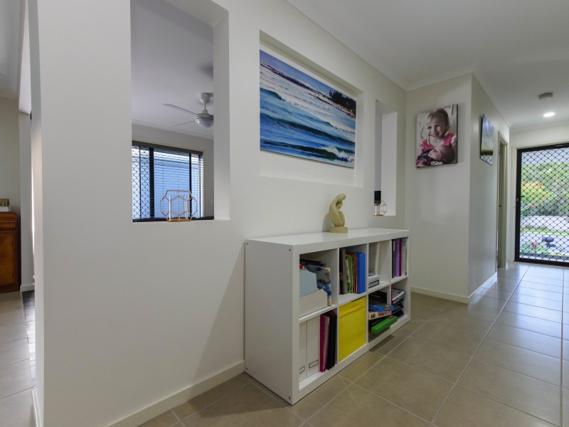 14 Plantation Cres, Maudsland QLD 4210