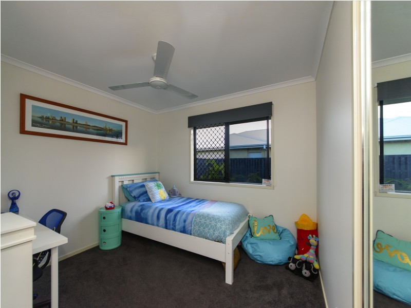 14 Plantation Cres, Maudsland QLD 4210