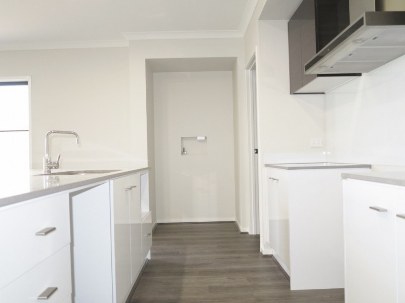 36 Greenstone St, Yarrabilba QLD 4207