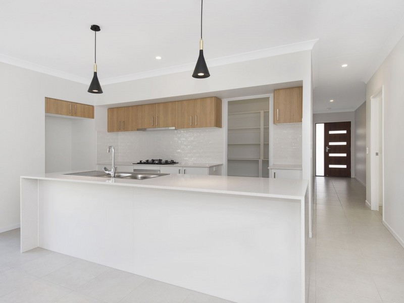 49 Prairie Avenue, Maudsland QLD 4210