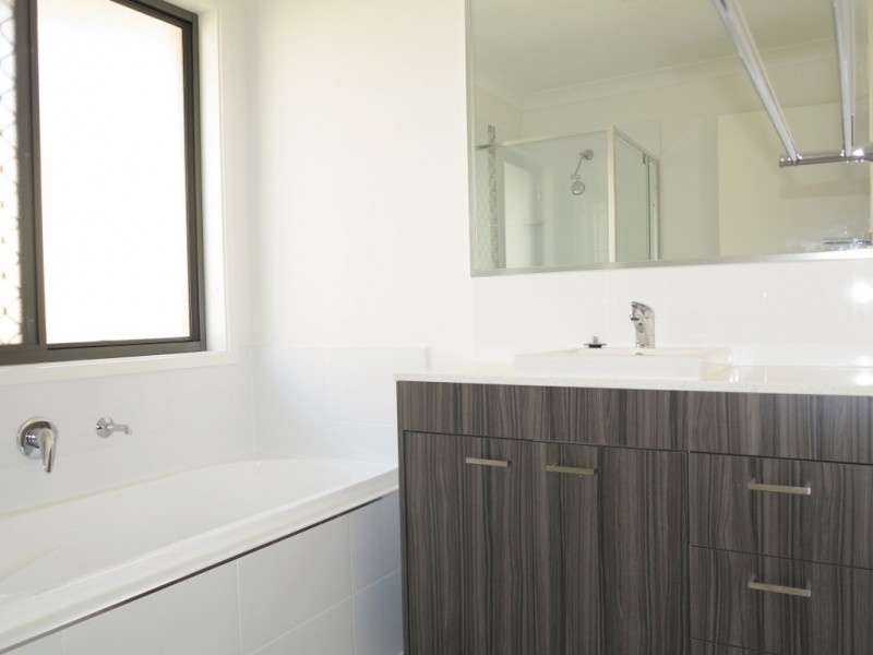 Logan Reserve QLD 4133