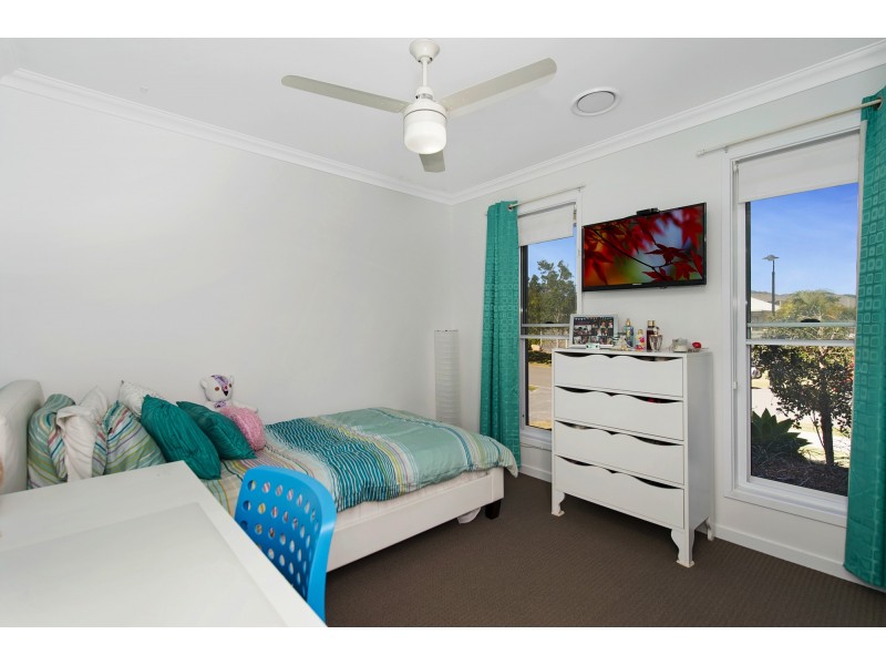 37A Plantation Cres, Maudsland QLD 4210