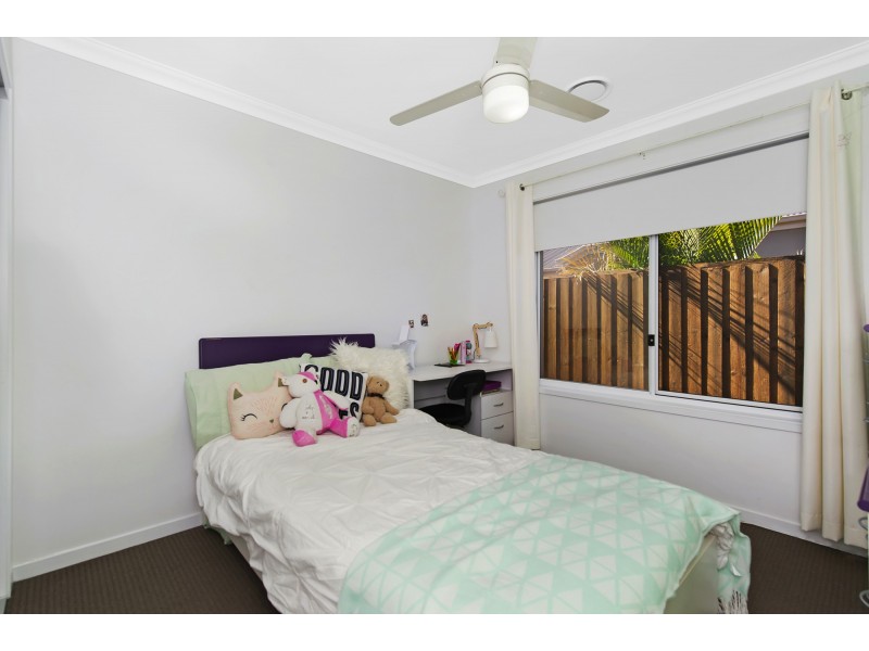 37A Plantation Cres, Maudsland QLD 4210