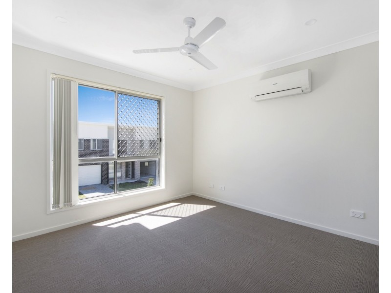 2/57 McAuley Parade, Pacific Pines QLD 4211