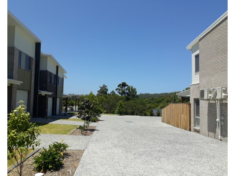 2/57 McAuley Parade, Pacific Pines QLD 4211