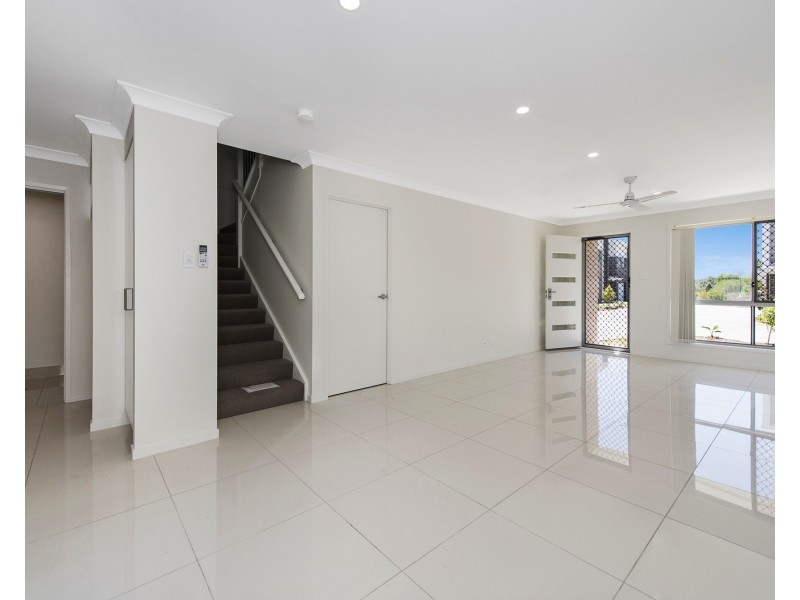 3/57 McAuley, Pacific Pines QLD 4211