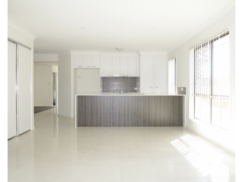 Logan Reserve QLD 4133