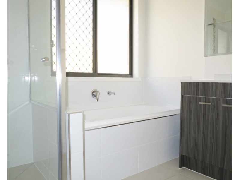 Logan Reserve QLD 4133