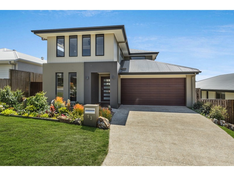 13 Greenvale Cres, Maudsland QLD 4210