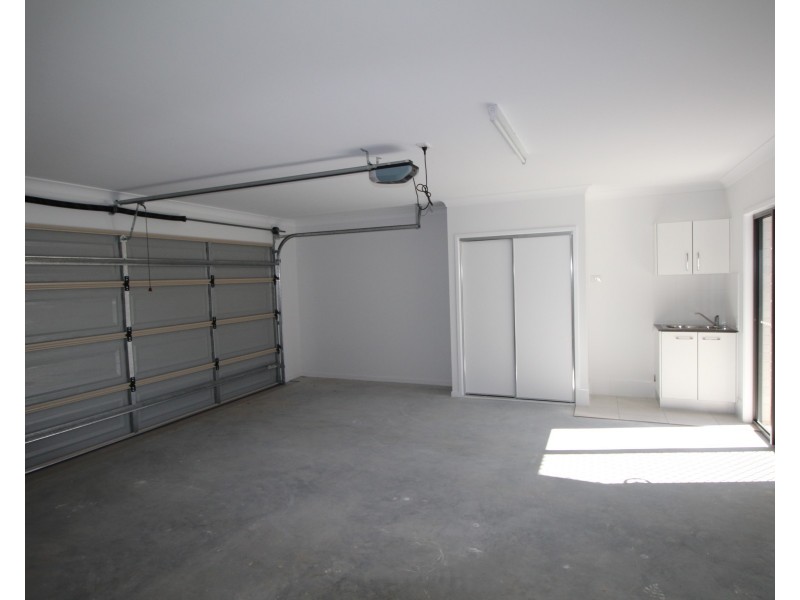 16 Poppy Street, Upper Coomera QLD 4209