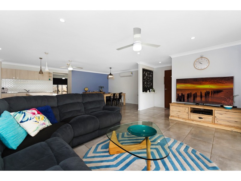 3 Middleham Fairway, Maudsland QLD 4210