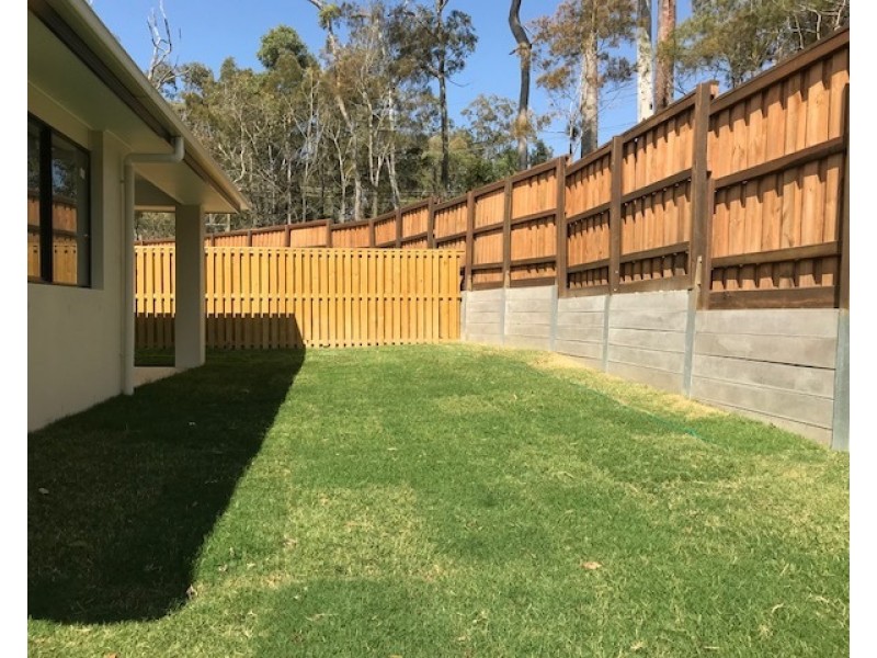 27 Moorinya Circuit, Pimpama QLD 4209