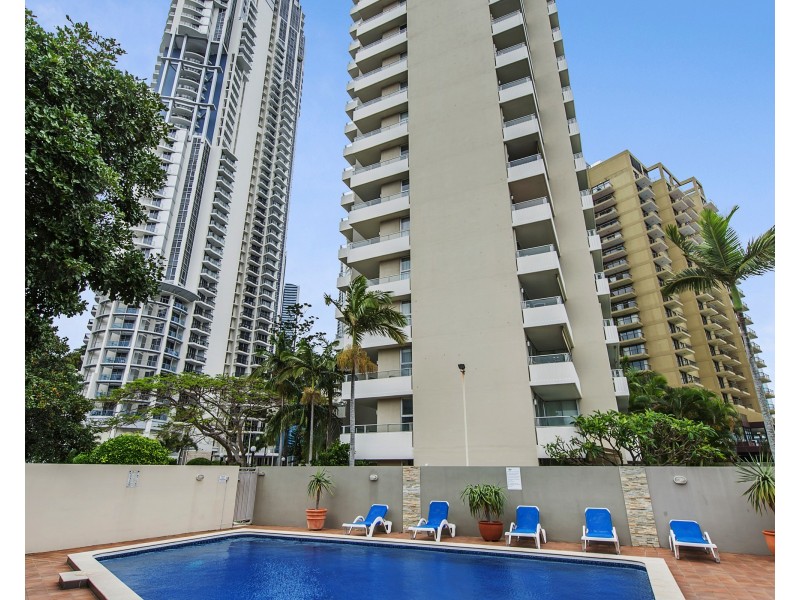 3/40 Ferny Ave, Surfers Paradise QLD 4217