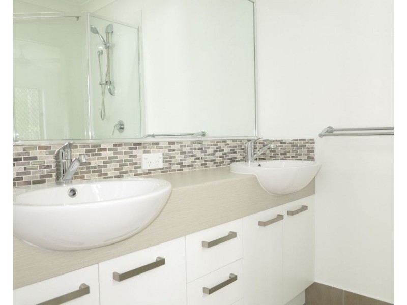 4 Bronzewing Circuit, Bahrs Scrub QLD 4207