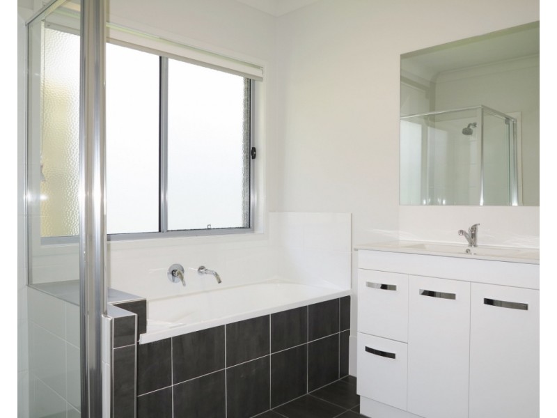 Logan Reserve QLD 4133