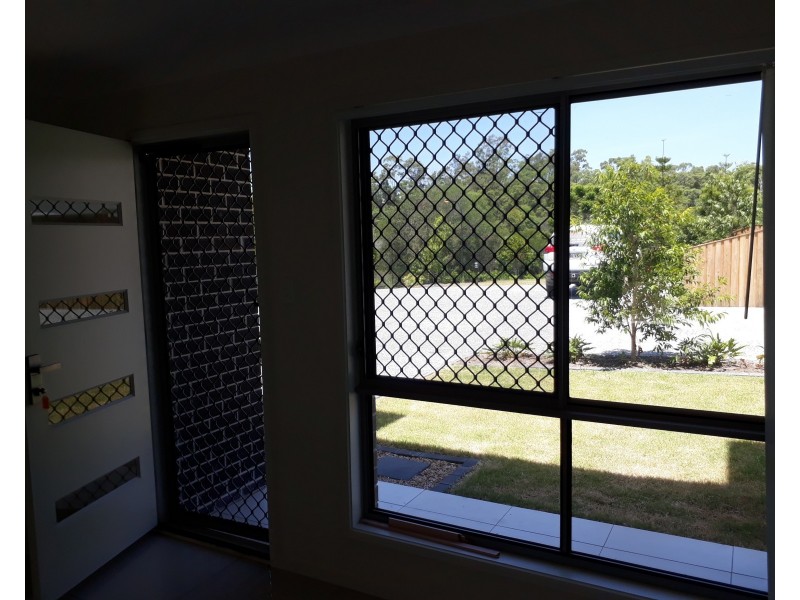 11/57 McAuley Parade, Pacific Pines QLD 4211