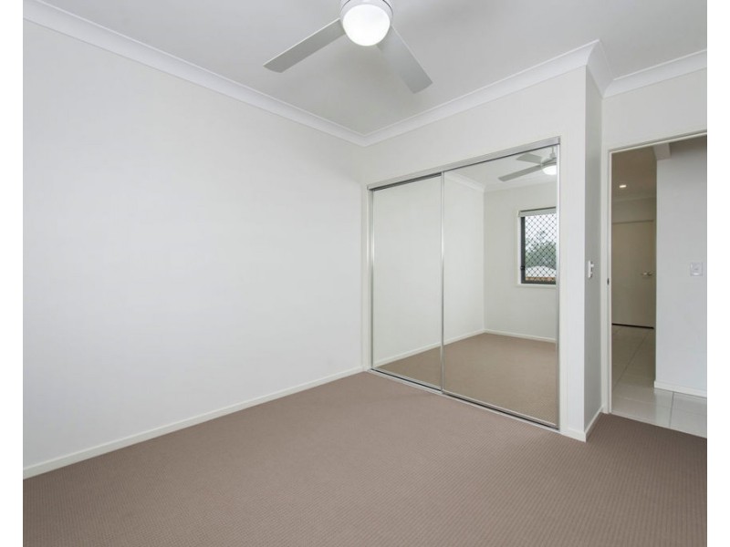 30 Looby Crescent, Pimpama QLD 4209