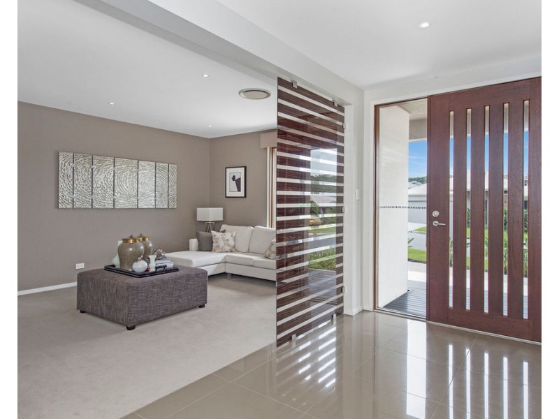 6 Elvire St, Ormeau Hills QLD 4208