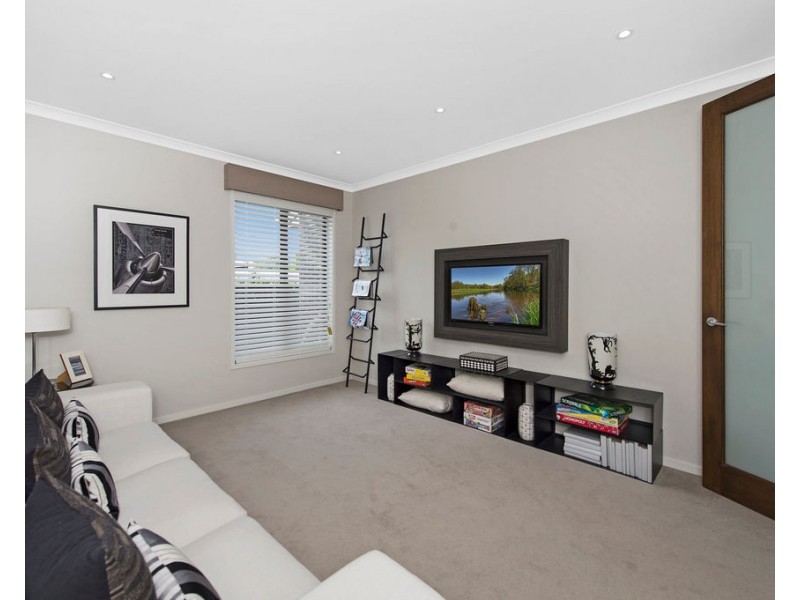 6 Elvire St, Ormeau Hills QLD 4208