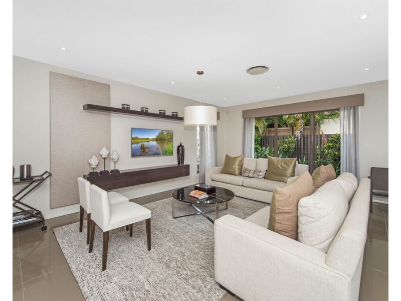 6 Elvire St, Ormeau Hills QLD 4208