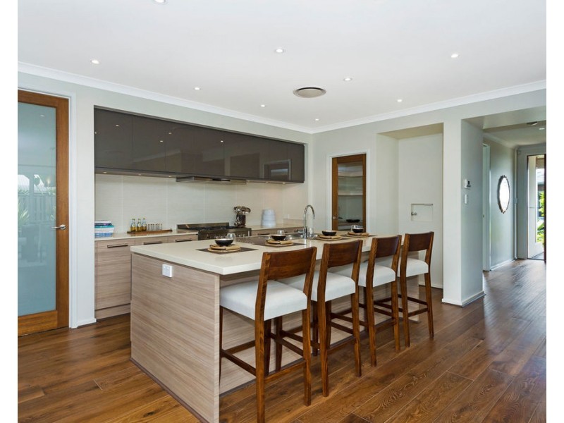 8 Elvire St, Ormeau Hills QLD 4208