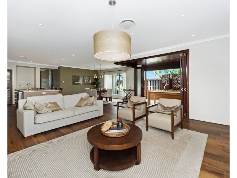 8 Elvire St, Ormeau Hills QLD 4208