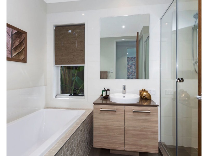 8 Elvire St, Ormeau Hills QLD 4208