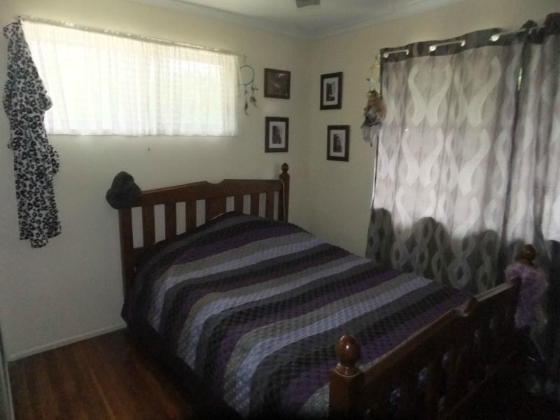 39 Mimosa Street, Woodford QLD 4514