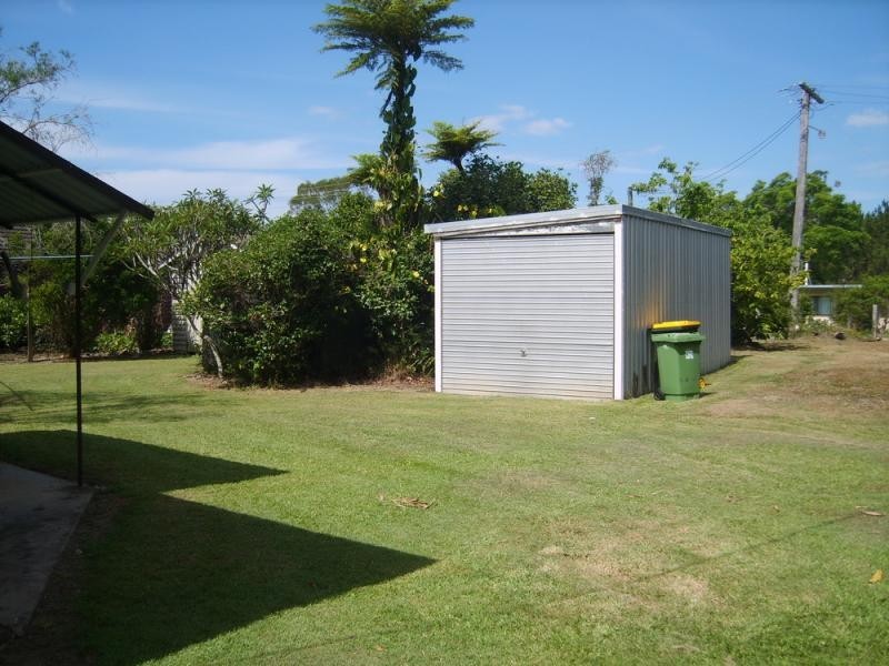 27 Hendy Street, Woodford QLD 4514