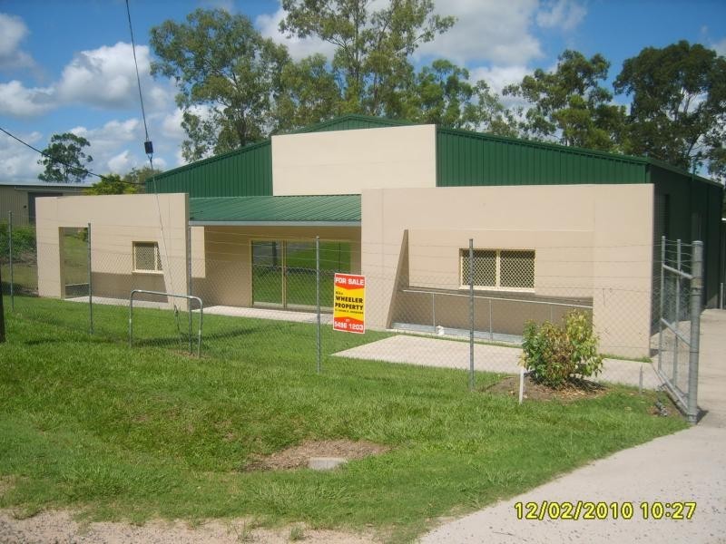 26 CHAMBERS Road, Woodford QLD 4514