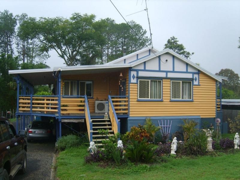 23 CORONATION Avenue, Woodford QLD 4514