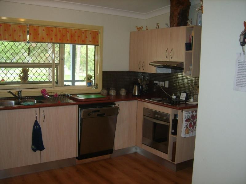 23 CORONATION Avenue, Woodford QLD 4514
