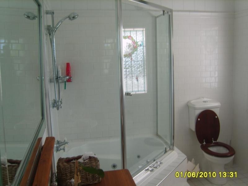 196 ROBINSON Road, Mount Mee QLD 4521