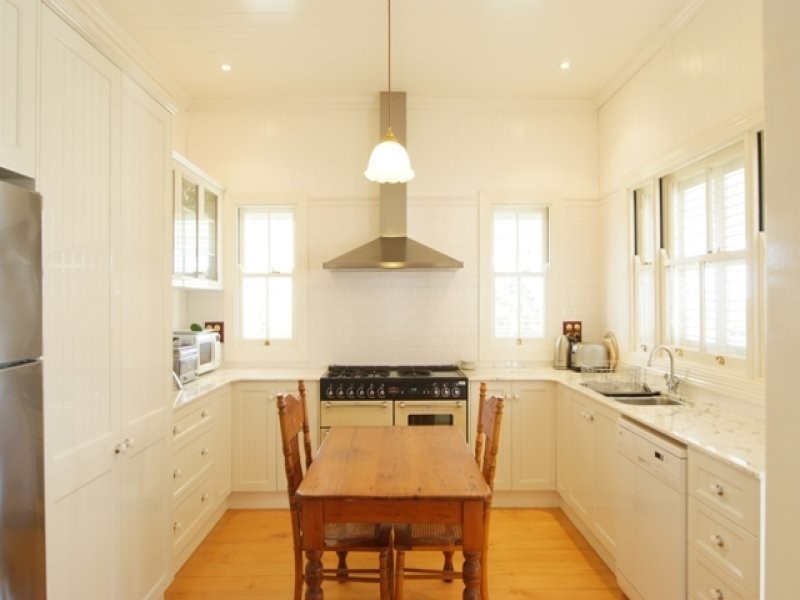 196 ROBINSON Road, Mount Mee QLD 4521