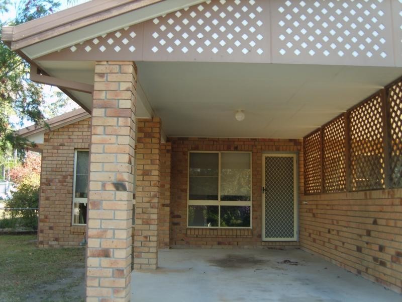 38 PETERSEN Road, Woodford QLD 4514